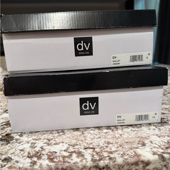 Dolce Vita Heels 🤍 - Picture 8 of 9